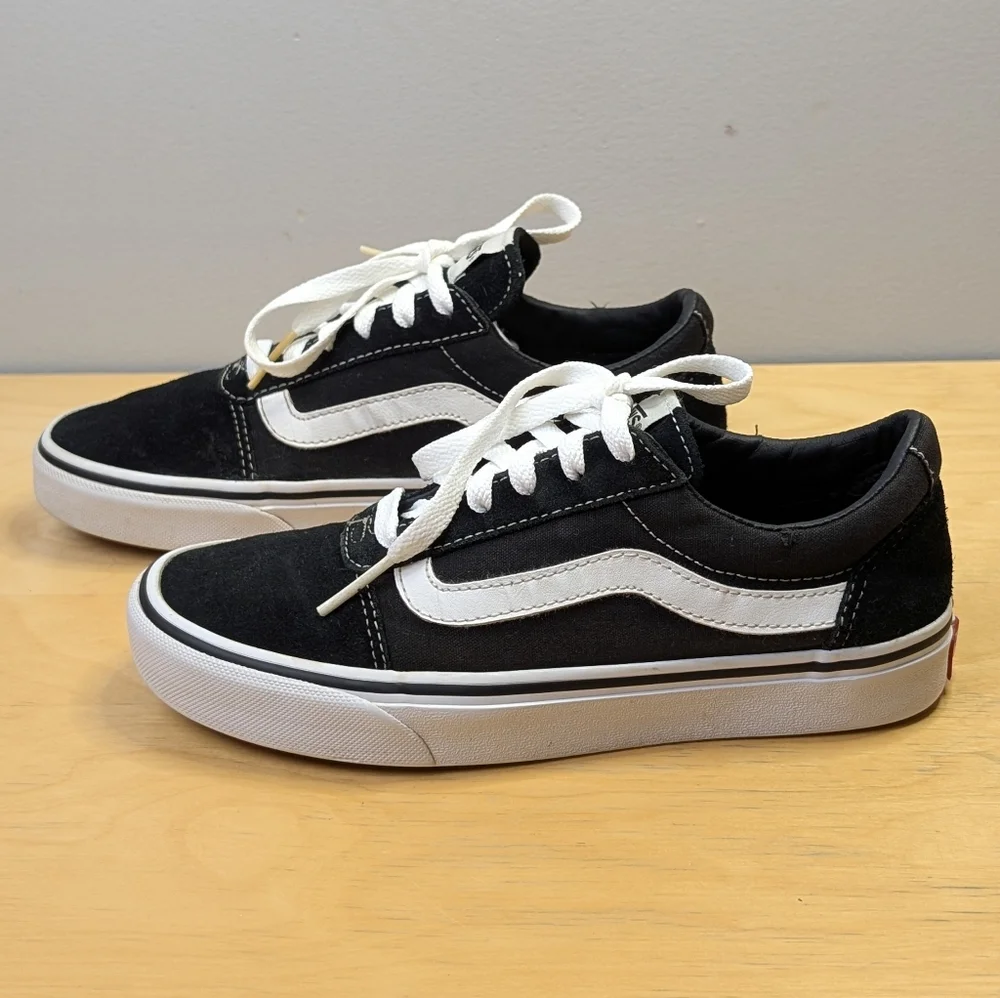 Vans | Black & White Ward Sneakers, Canvas & Suede, Size 6.5 (Flaws) - Picture 3 of 12
